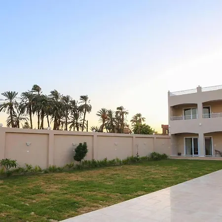 Royal Nile Villa - Nile View Apartment 1 Luxor Exterior photo