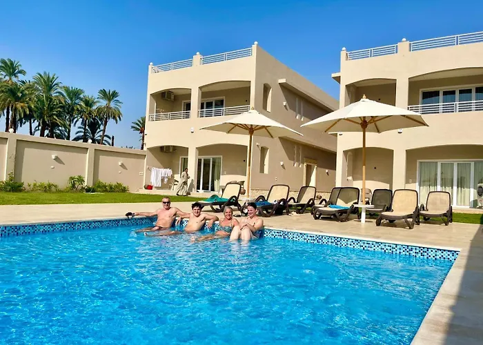 Royal Nile Villa - Nile View Apartment 1
