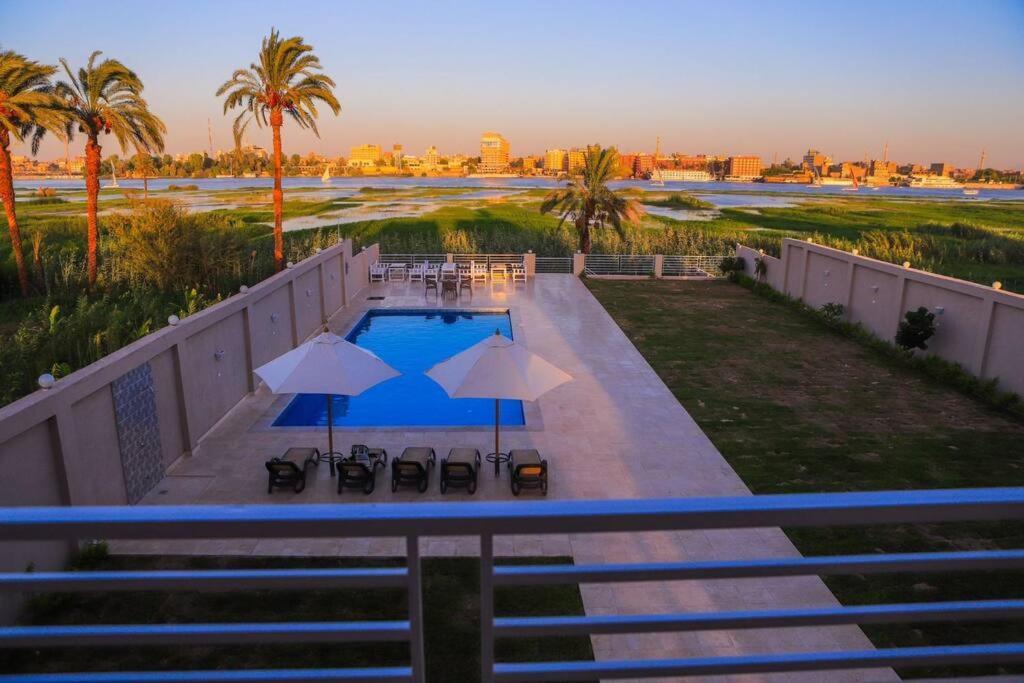 Apartment Royal Nile - Nile View 1